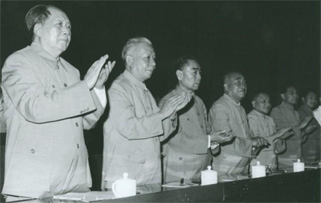 中将是什么级别的干部（元帅与大将、上将、中将、少将享受怎样待遇）