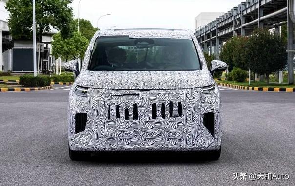 说到就到：东风岚图MPV曝光，它有增程版本哦