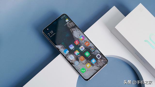 双十一2000元价位段拍照手机推荐 拍人拍物都好看