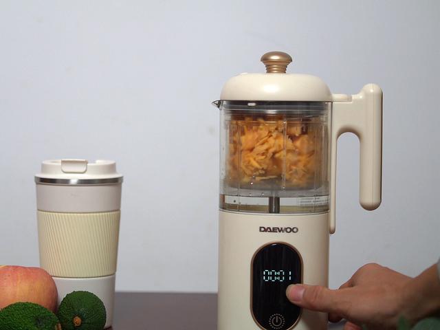 大宇蒸煮辅食机对新手宝妈也太友好了，省时省力