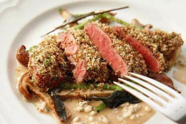 无论酒量大小，喝酒时这4种食物少碰，身体容易出现不适