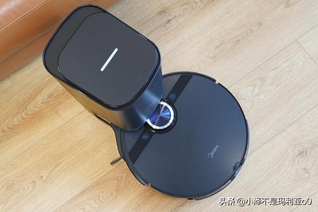 体验这款扫拖机器人之后，或许除菌是自动集尘扫拖地新的发展方向