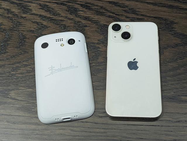 巴慕达发布首款手机：复古配置+复古设计，定价近6000元？