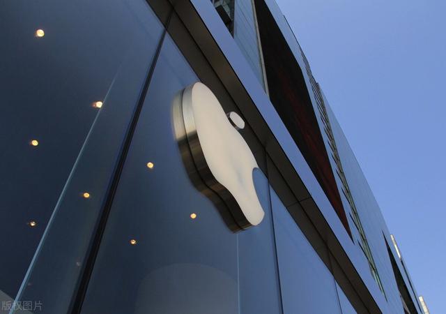 研究证实电子烟对骨骼有害；苹果允许员工讨论工资