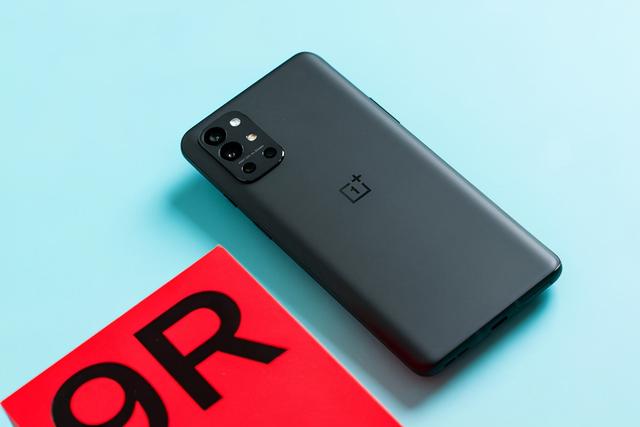 双11四款性价比极高的手机推荐 同价位中的佼佼者 有你在用的吗