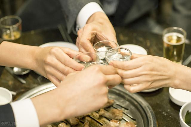 55岁后4种症状别“硬扛”，以防发展为癌症，养生要牢记“321”