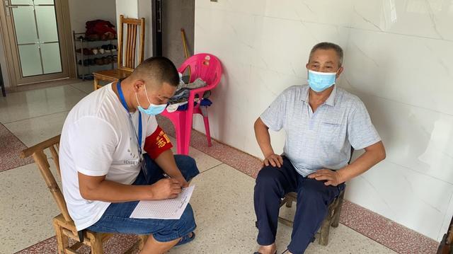 岳阳县荣家湾镇：退役不褪色，“疫”线显担当