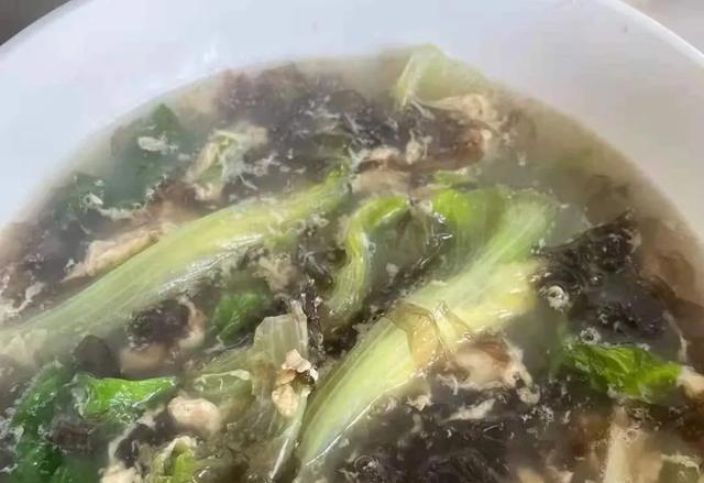 别盯着牛奶了！９大含钙量高的食物：牛奶只排第３名