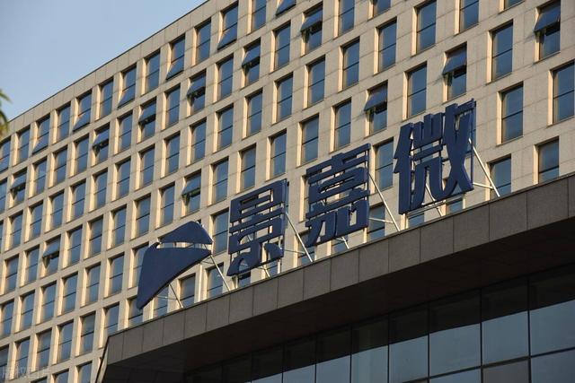 国产高性能GPU芯片，“风华一号”即将全球首发，从无到有