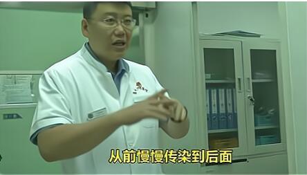 牙医：别给孩子买这种牙膏，刷不干净还浪费钱，选牙膏注意这3点