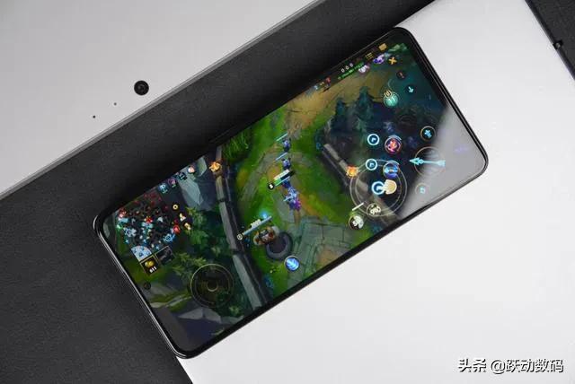 这样的手机是不是很多人心中期待的样子？