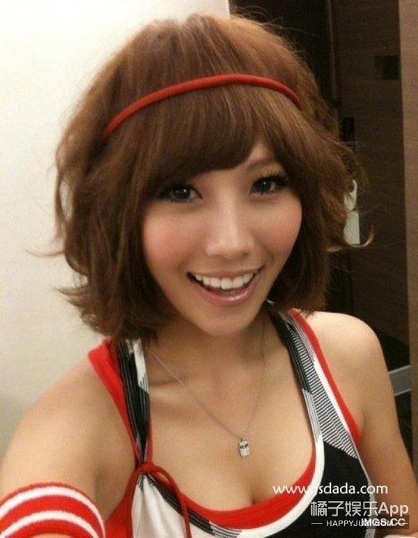 黑涩会美眉图片:还记得黑涩会美眉里的大牙吗，她现在长这样了