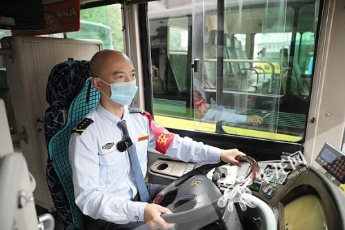 公交車駕駛員英語(讚美公交車司機)