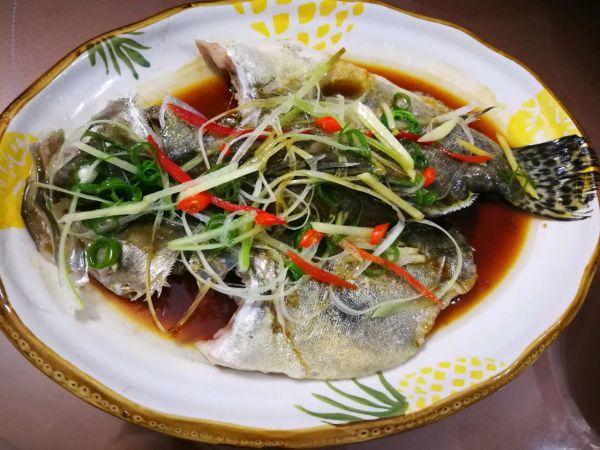 如何清蒸桂鱼好吃又简单（清蒸桂花鱼的做法和步骤）