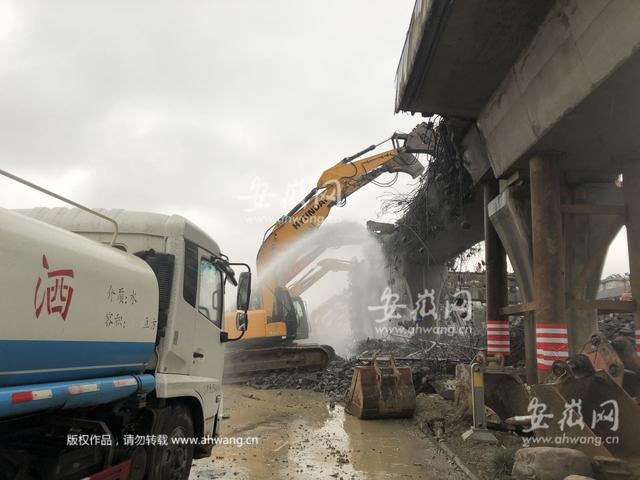 破碎机拆楼视频大全表演_破拆机简笔画
