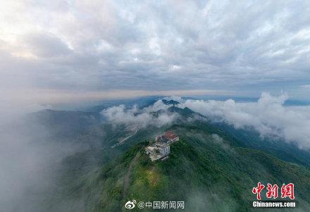 晨起暮落是日子，奔波忙碌是人生