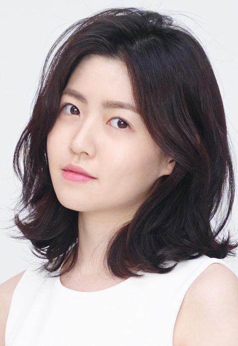 日网票选2021最受欢迎"新生代女演员"个个肤白貌美