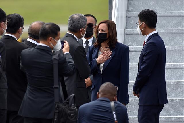 美国副总统哈里斯到访前，越南先告知中方不会联美抗中