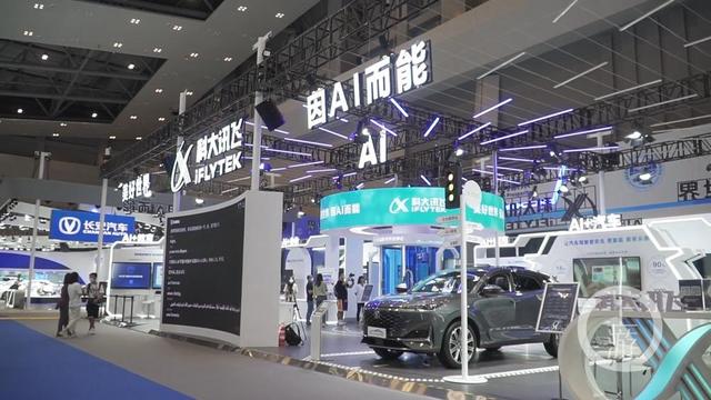 小小外卖智能自提柜，让外卖更安全、更卫生、更便捷地送到你手中