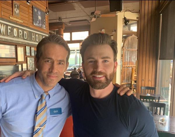 电影《失控玩家》：人工智能的自我觉醒，程序员的代码情书