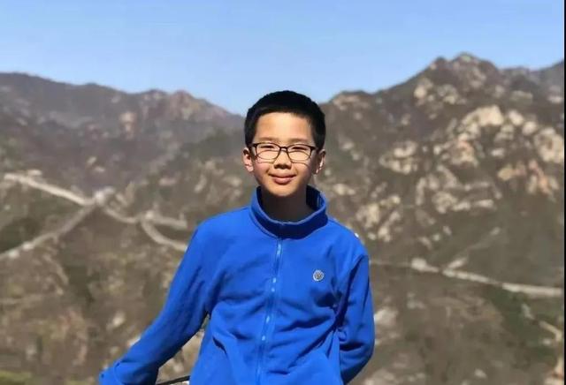 14岁上清华，22岁博士毕业，偶尔考试故意放水让出第一的位置……网友：打扰了，人间又凑了一天