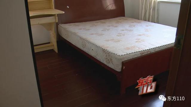 上海一小区床下发现无名男尸，死亡超过30天，住在房里的人却毫无察觉