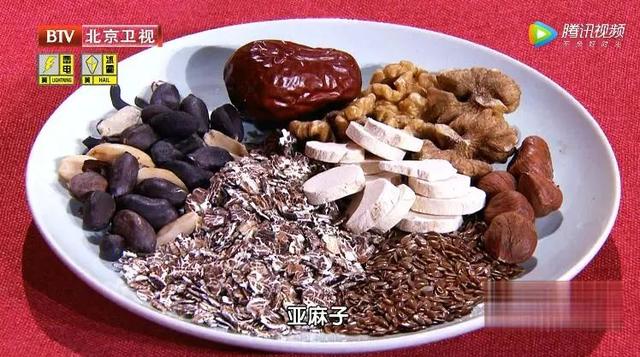 这类人少吃盐也难降压！用1个主食搭配好方法，血压平稳更健康