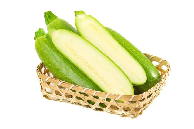 秋燥易生口舌疮，中医教你食疗方