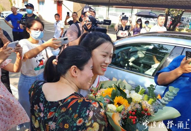 杨倩回宁波了！连夜赶回家是为了这个