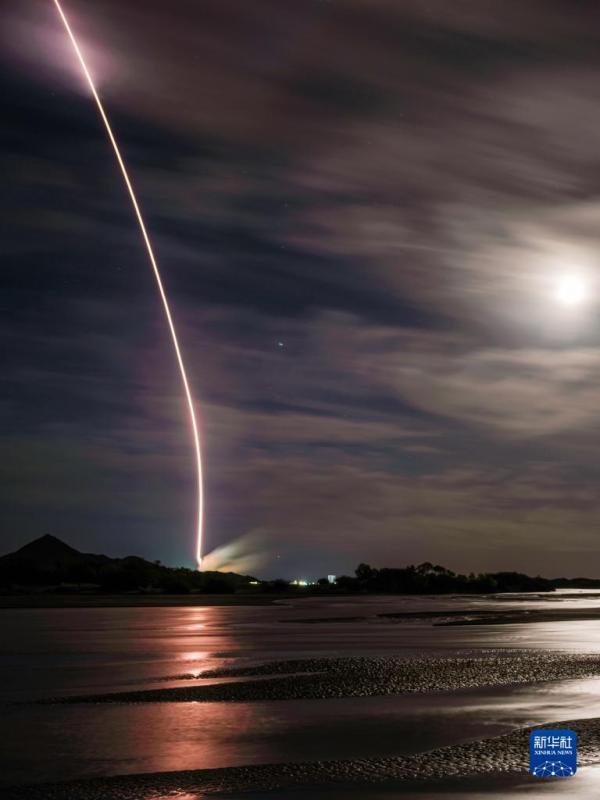 月下棹神舟，星夜赴天河——神舟十三号飞天纪实