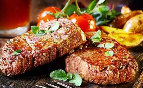 饭前先喝汤既暖胃又利于吸收营养