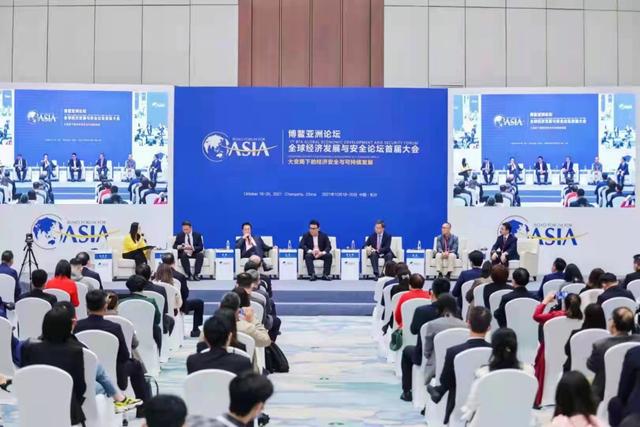 从数据烟囱到城运中心，中国智慧城市开始质变—对话华为企业BG全球政府业务部总裁岳坤