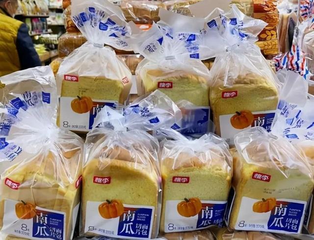 桃李面包吴志刚：60岁创业撑起百亿面包帝国，如今却被新消费击溃