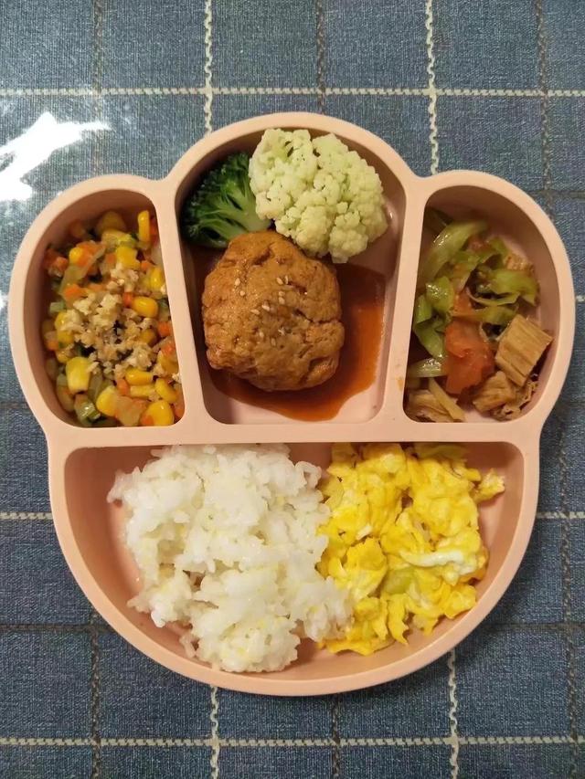 每天坚持做的一件事，两岁宝宝的午餐