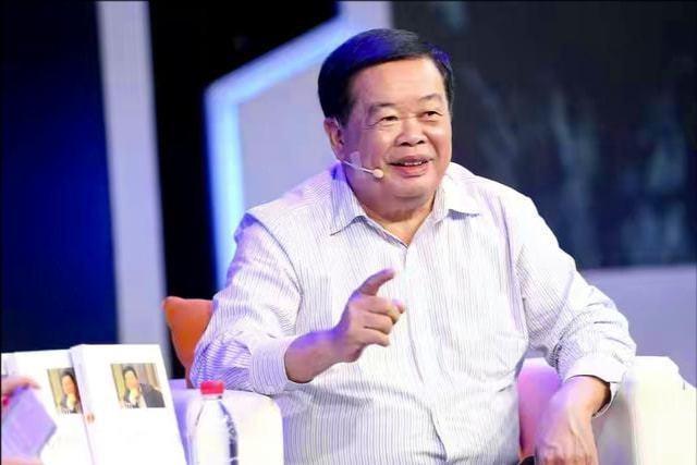 中国锂电池大王：捐美国千万美元称中国穷与他无关，下场令人唏嘘