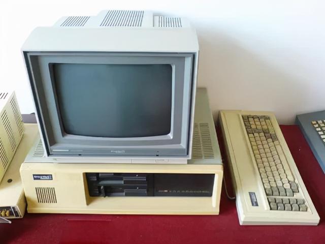 从亏损到年入千亿！国产服务器大王获多个第一，因宣扬加班被查？