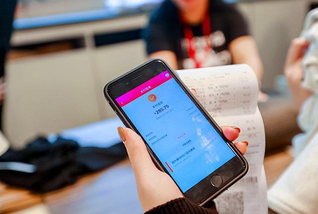 银行联合出击，套现、“以卡养卡”行为注意，今年起要重点监控