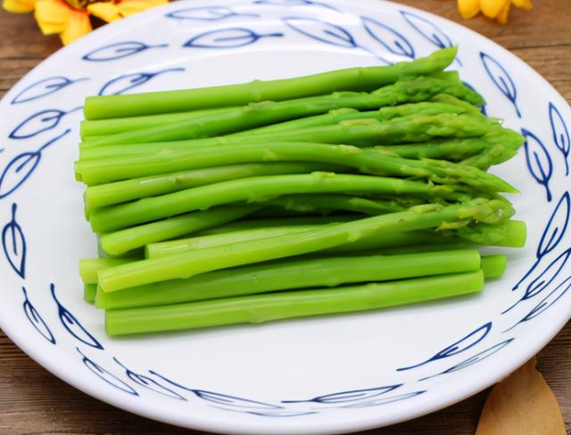 芦笋要削皮吗（芦笋怎么做好吃）