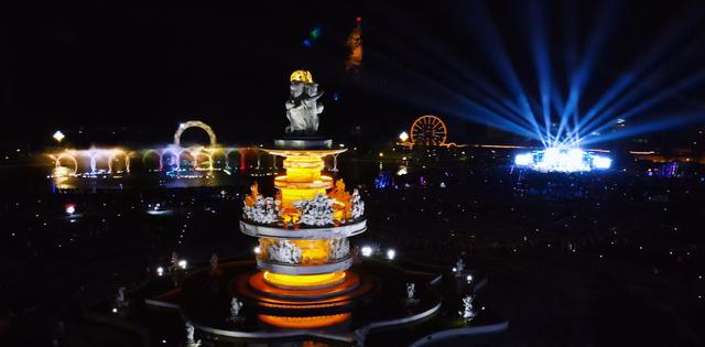 施秉水舞云台广场唯美音乐喷泉表演盛宴