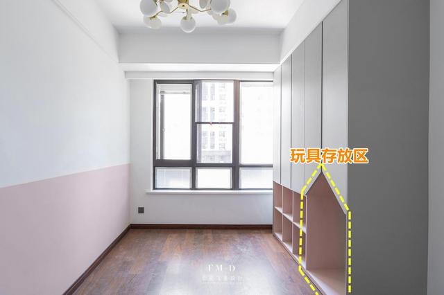 说实话真羡慕现在的孩子，儿童房衣柜也不敷衍了事，细节照顾全面