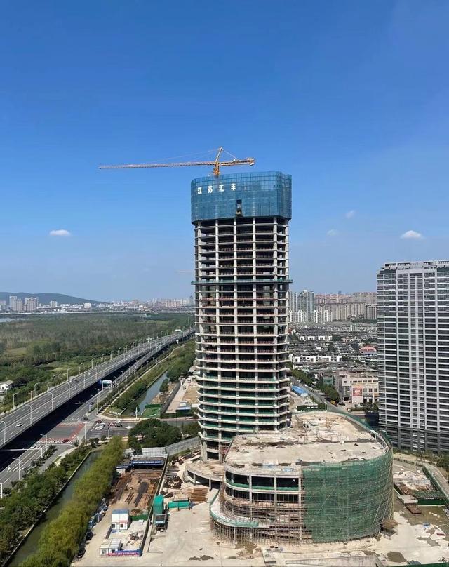 以超高地标建筑看——中国十大经济强县(市)，昆山未来或继续领先
