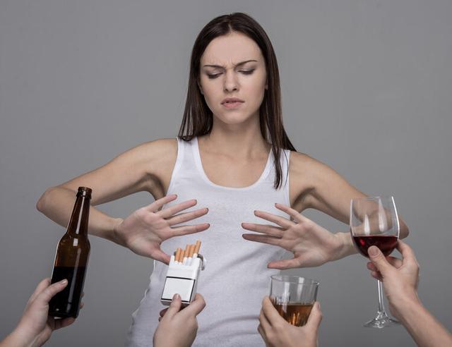 顛覆認知！韓國969萬人研究：吸煙、飲酒或可降低甲狀腺癌風險？