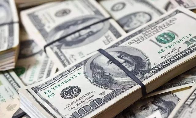 美债违约即将倒计时，中方到底帮不帮？中国连续抛售美债3425亿