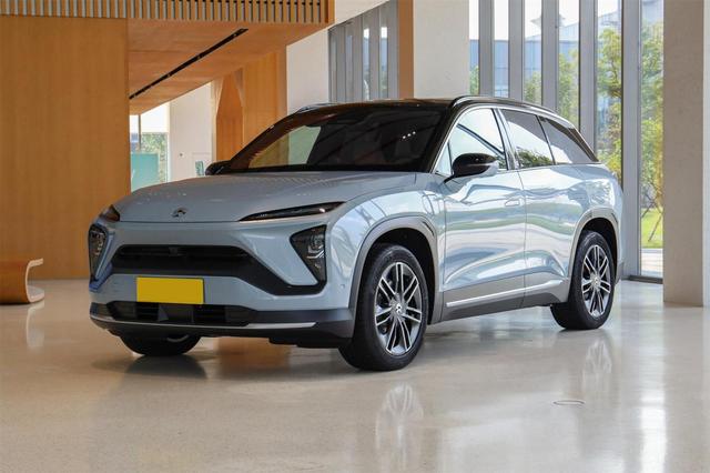 家用、运动两不误，续航610km，零百加速4.7秒，解析蔚来ES6