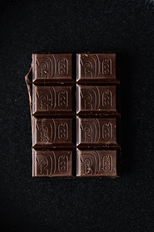 喝红糖水吃巧克力可能不能暖身子，真正暖身子的食物是这些