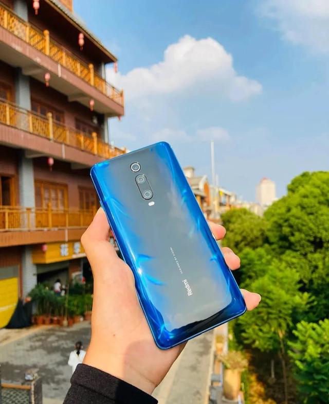 盘点那些年我们用过的“真全面屏”手机，一加7pro久久不能忘怀