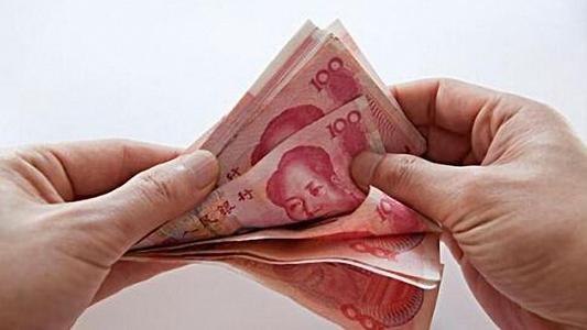 货币大缩水，全球通货膨胀加剧，2022年这几件事还是别做为好