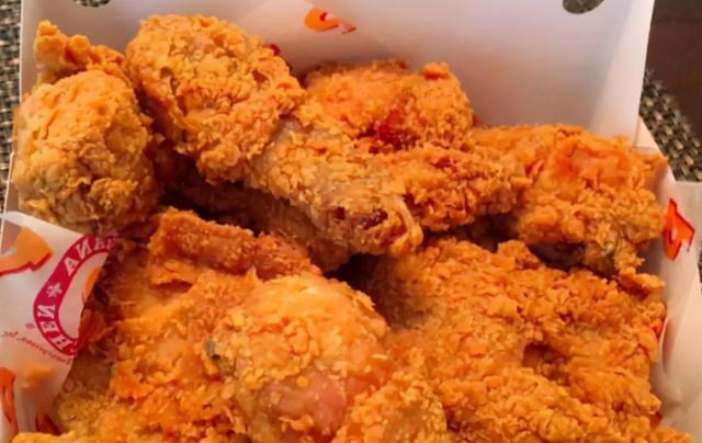 肝不好能吃玉米吗？专家提醒：秋季养肝，这4种食物尽量少吃