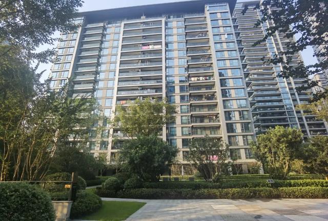 奥体也降价了！两个月降了100多万元，单价回到7字头