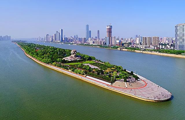 2021中国城市竞争力：长沙排名第16名，常州第18名，郑州跌出前20